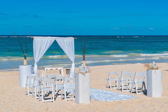 Book your wedding day in Grand Bávaro Princess